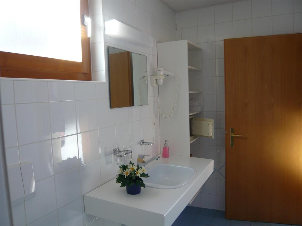 Motel Des Sports Martigny Szoba fotó